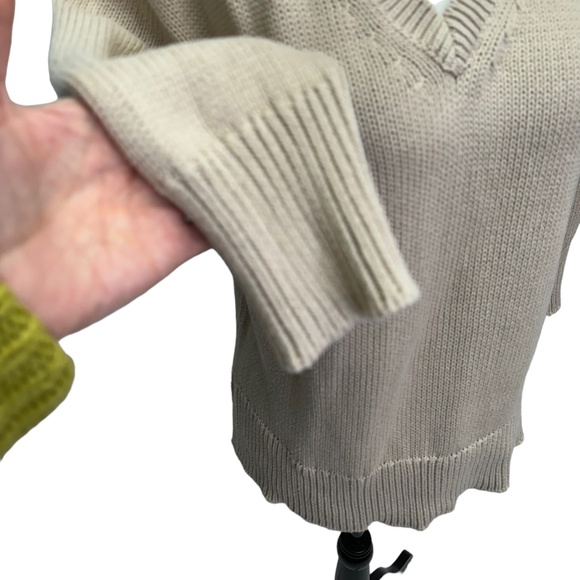 Workshop Republic Beige v-Neck Cotton Boxy Fit Sweater Size S - Picture 4 of 9